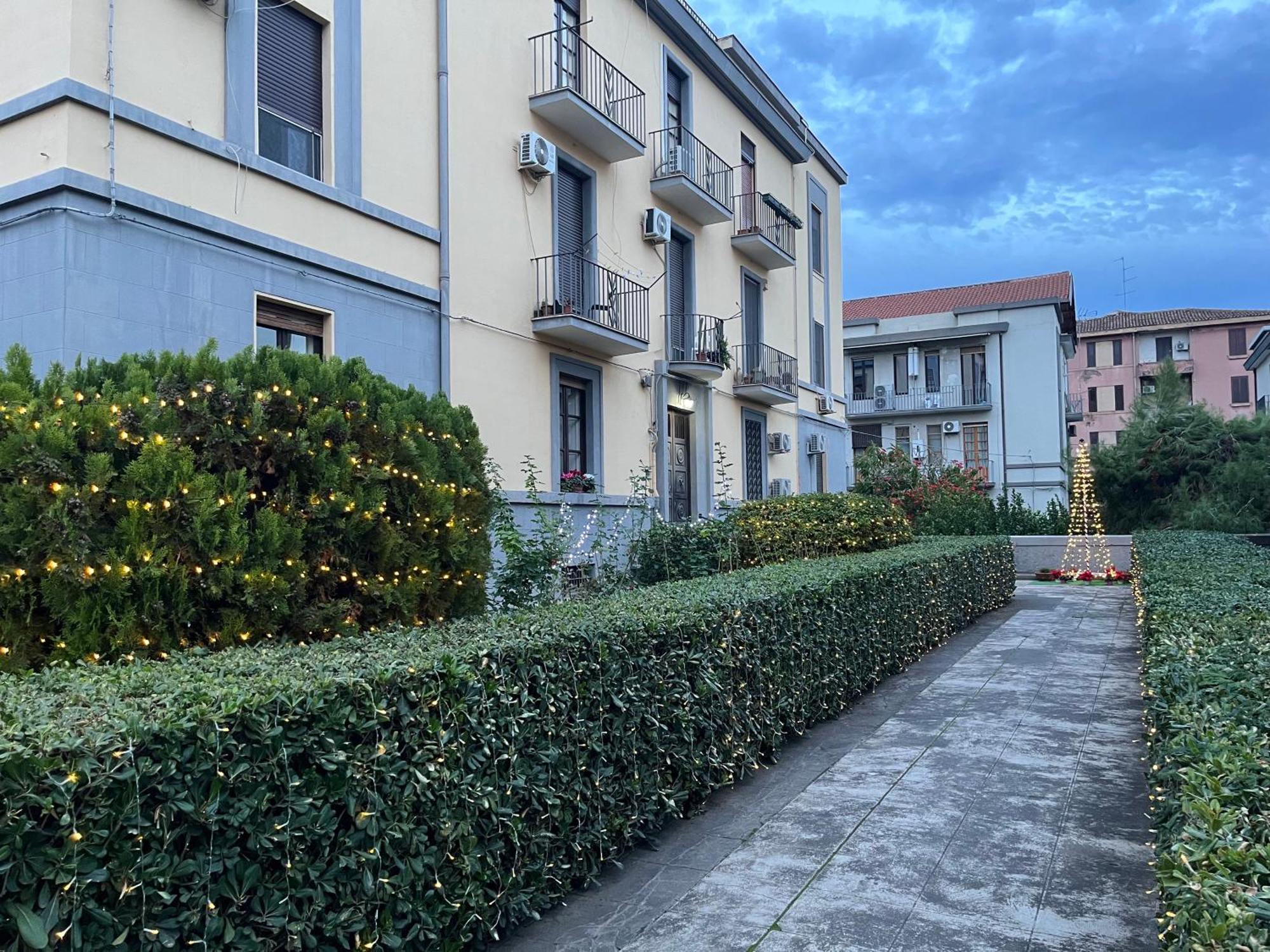 Deodato Guest House Catania Exteriör bild
